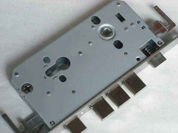 合江24小时上门开锁公司