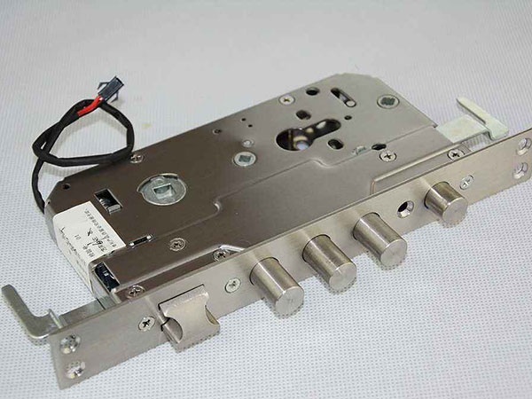 合江24小时上门开锁公司